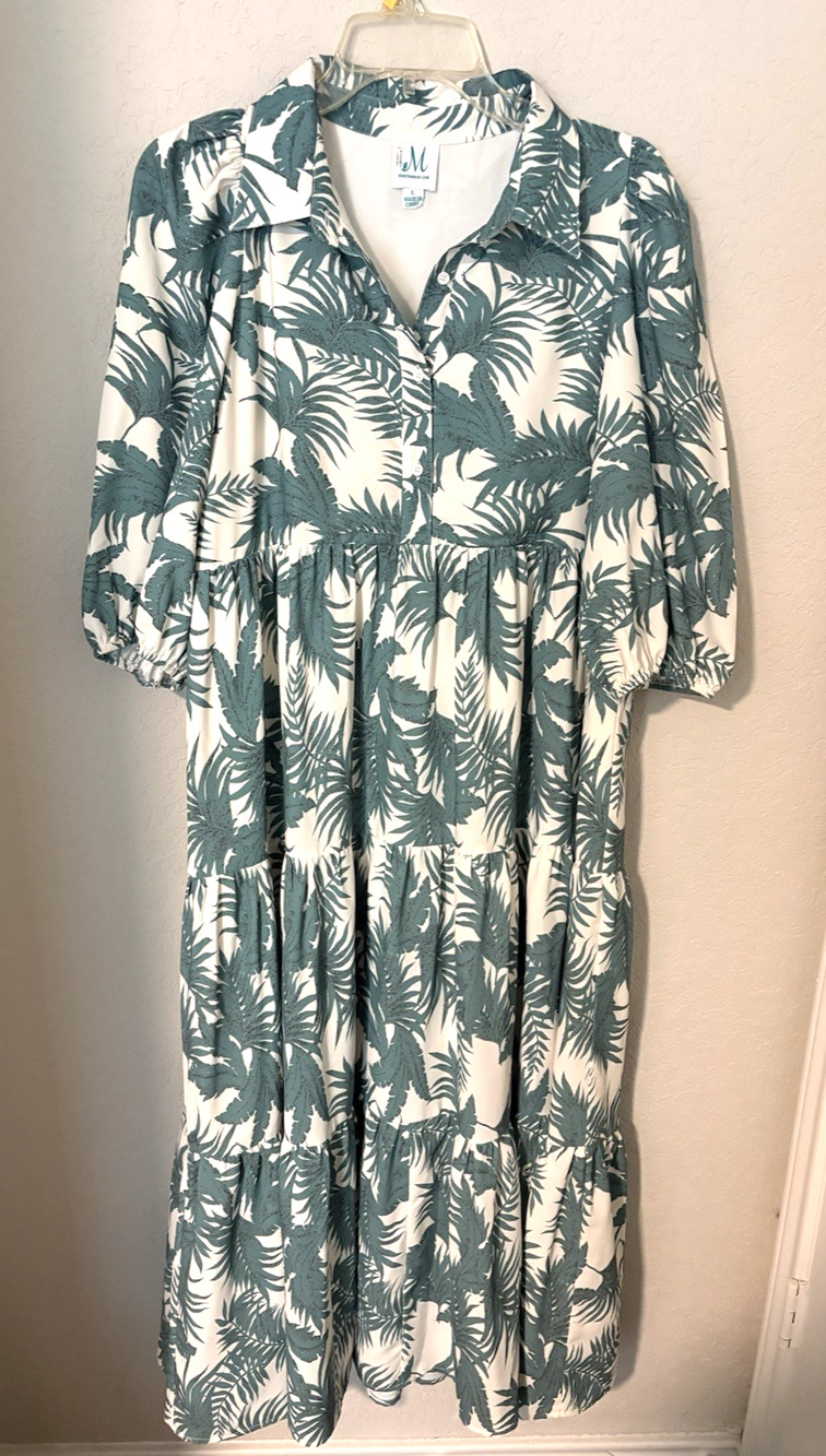 Shop The Mint Green & Cream Botanical Print 3/4 Sleeve Tiered Maxi Dress Sz L
